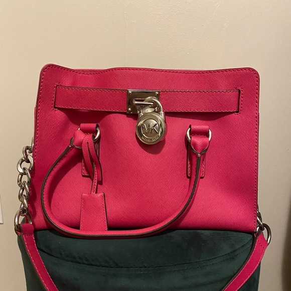 Michael kors pink handbag - Picture 2 of 2
